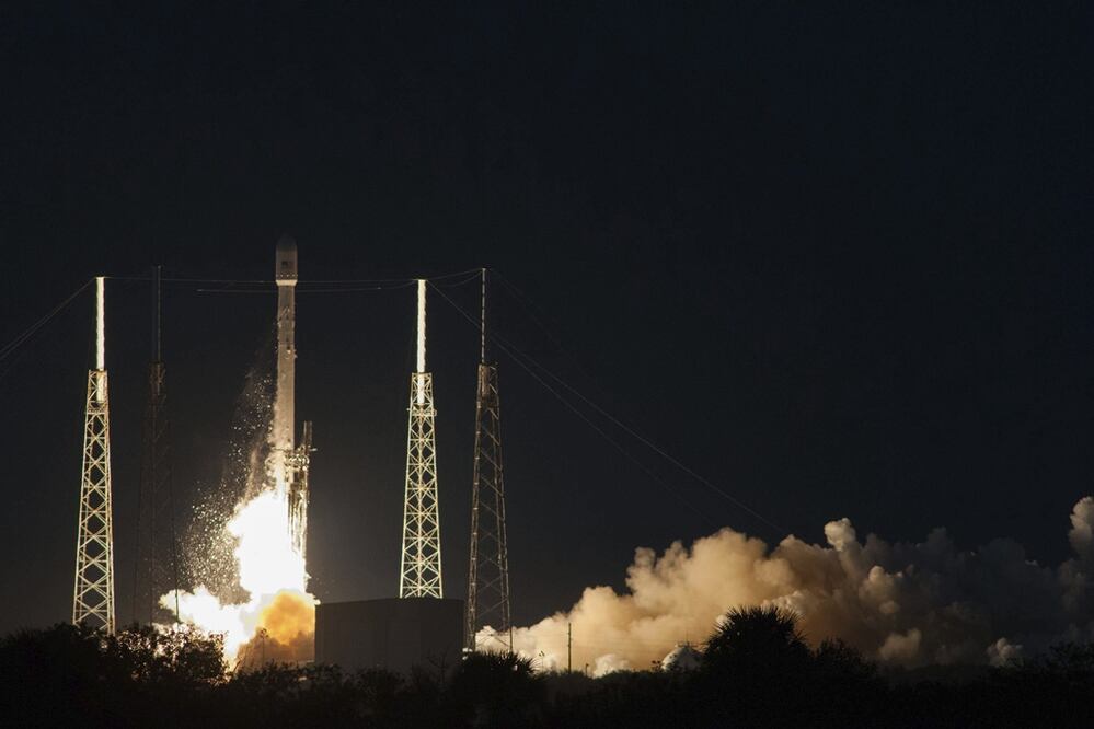 El cohete Falcon 9 fue el encargado en llevar al espacio a la primera sonda israelí /Foto: EFE