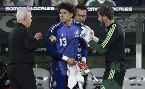 Aguirre narrows down Mexico's starting XI for World Cup opener