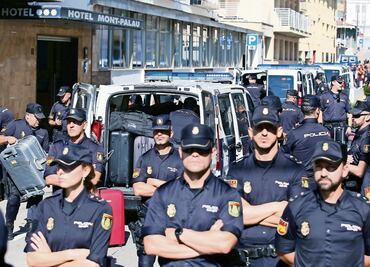 Tribunal español prohíbe sesión de Parlamento catalán