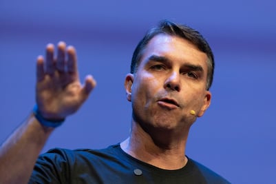 Flávio Bolsonaro al estilo Bukele en Brasil; promete militares en la frontera, castración química y cárceles