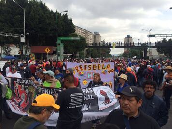 CNTE alista marcha en Plaza de las Tres Culturas