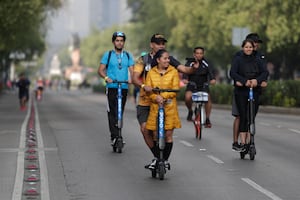 A partir del 1 de julio scooters eléctricos deberán emplacarse en CDMX