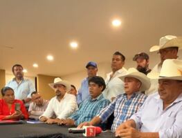 “No se han levantado todos los bloqueos”, dicen productores de maíz; 950 pesos no son acuerdo, sino una imposición, acusan