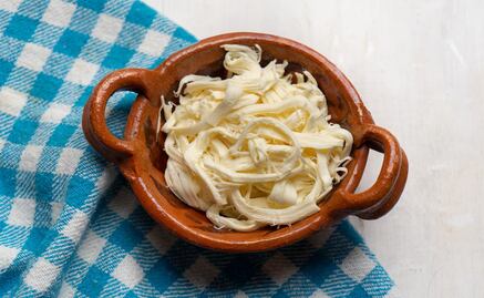 ¿Cómo detectar un quesillo (queso oaxaca) de mala calidad?