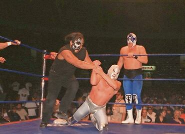 Los combates entre el Hijo del Santo y el Negro Casas eran un “clásico” de la lucha libre