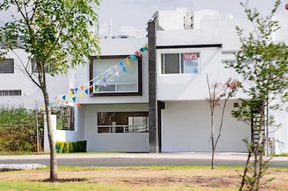 Infonavit: ¿Te jubilaste y estás pagando un crédito? Así puedes reducir el pago de tu mensualidad