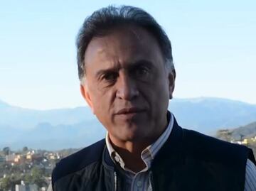 Tras expulsión del PAN, los Yunes anuncian que impugnarán en tribunales; “daré una lección más de dignidad y talento”, afirman