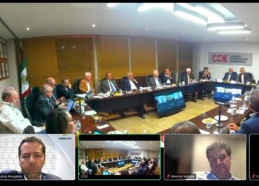 Empresarios se reúnen con Carlos Slim para coordinar reconstrucción de Acapulco