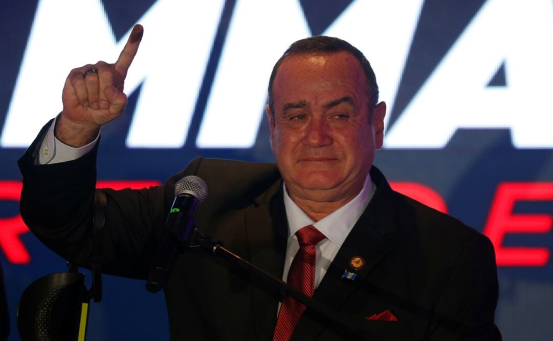 Alejandro Giammattei speaks as he takes the lead during vote counting in the presidential election, at his campaign headquarters in Guatemala City, Guatemala - Photo: Jose Cabezas/REUTERS