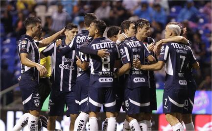 Monterrey derrota a Puebla en el regreso de la Liga MX