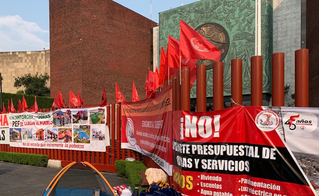 La Cámara de Diputados está bloqueada desde hace 10 días por distintas organizaciones campesinas. Foto: Archivo / EL UNIVERSAL