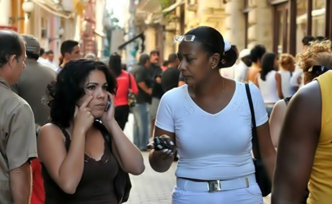 The agreement will allow Sprint subscribers visiting Cuba to send and receive calls and text messages directly through the state company Etecsa. (Photo: AP)