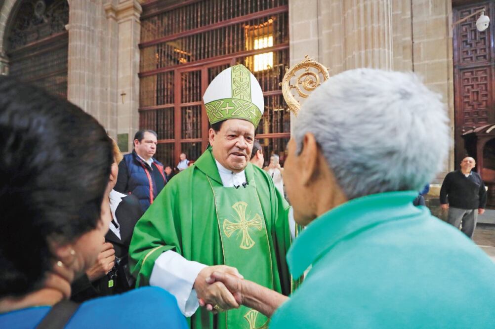 Un favor. Norberto Rivera pidió a los fieles seguir apoyándolo en sus responsabilidades del Colegio Cardenalicio (IRVING OLIVARES. EL UNIVERSAL)
