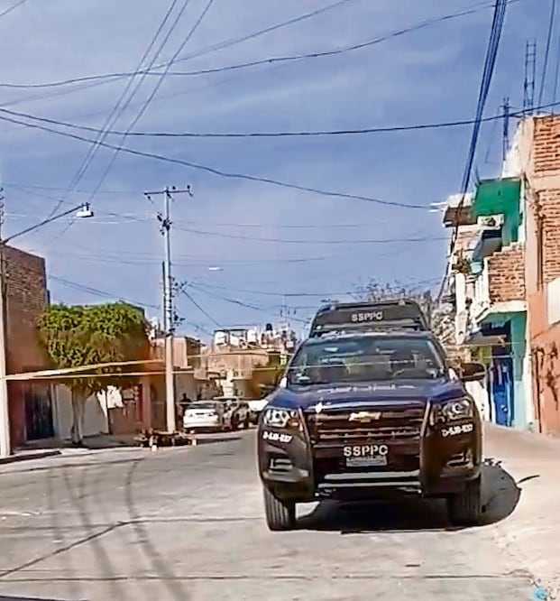 Una de las familias atacadas fue sorprendida cuando circulaba en el cruce de las calles Burgos y Oviedo en la colonia San Juan Bosco. Foto: Especial