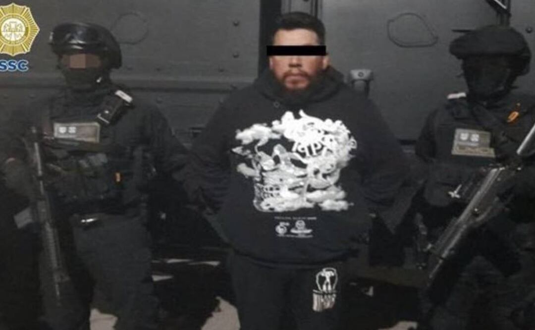 Foto: Especial/El Universal/ Luego de terminar su cuarentena por Covid-19, el líder criminal fue trasladado en un fuerte operativo hasta la salas orales