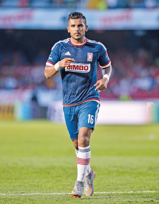 El volante Miguel Ponce mantiene la regularidad en el once rojiblanco (JAIME LÓPEZ.JAM MEDIA)