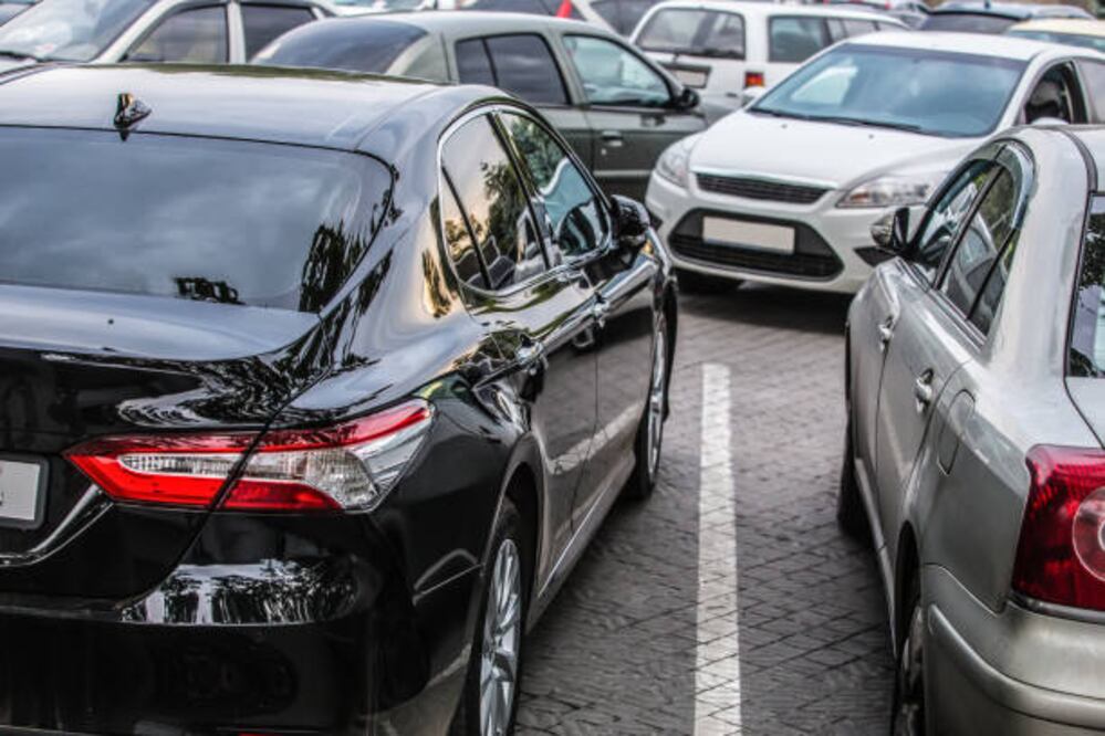 Aseguran 50 vehículos robados en Puebla. Imagen ilustrativa. Foto: iStock / Apriori1