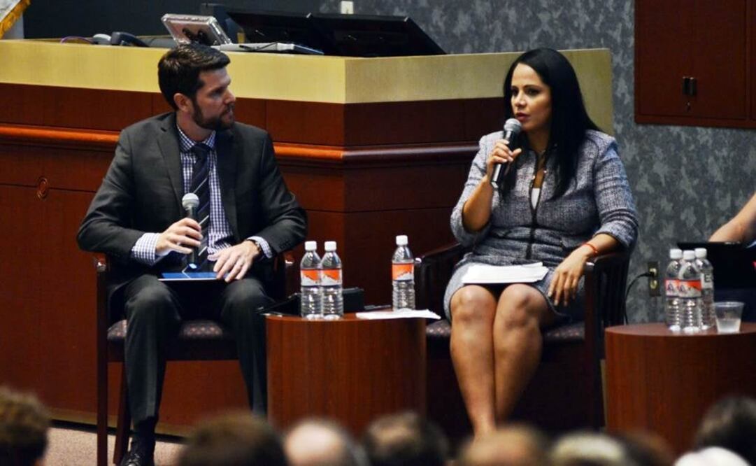 La senadora Lilia Merodio Reza en la Cumbre Estados Unidos-México 2015: Una visión desde la frontera (Foto: Especial)