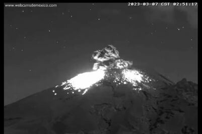 Popocatépetl: Así fue la impresionante explosión del volcán la madrugada de este martes VIDEO 