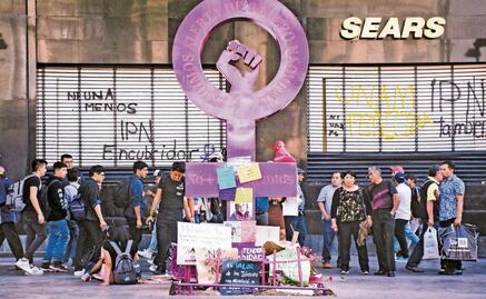 Femicides and violence against women increase amid the pandemic