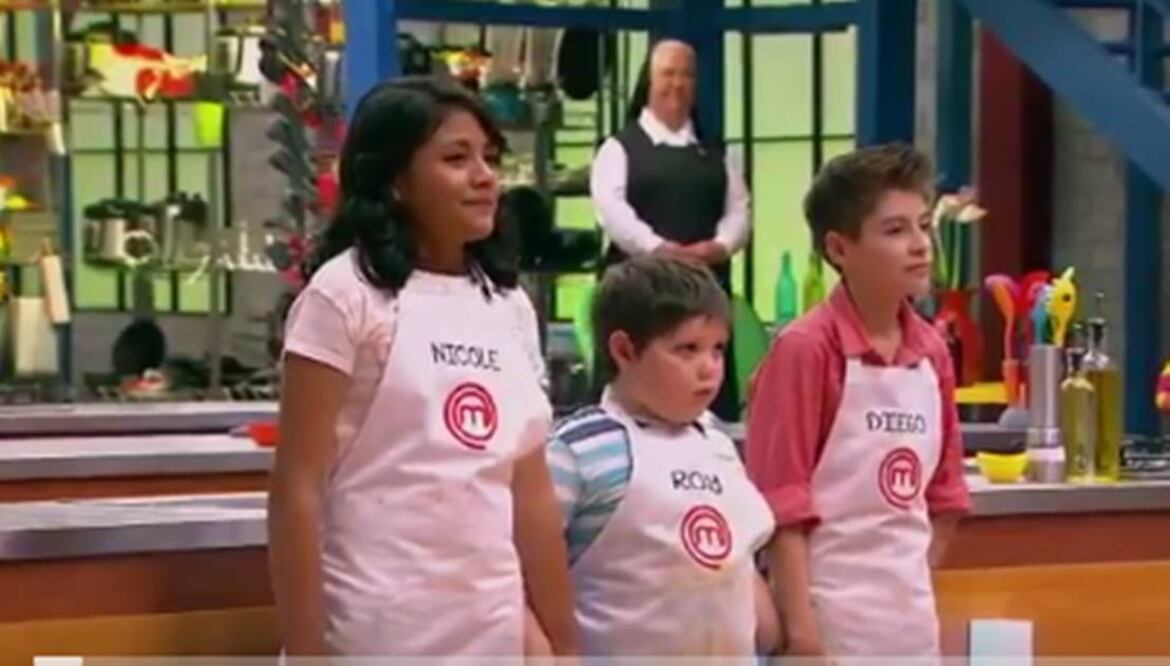 En la foto: Nicole, Roy y Diego durante etapa de eliminación (TOMADA DE TWITTER MASTERCHEF JUNIOR)