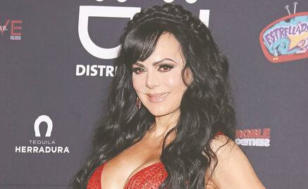 "No le queda": Critican rostro y vestido de Maribel Guardia 