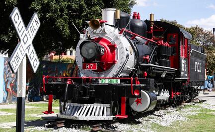 La locomotora "Petra" será trasladada al Zócalo capitalino hoy en la noche