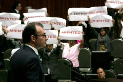 Videgaray pide a diputados no subir impuestos