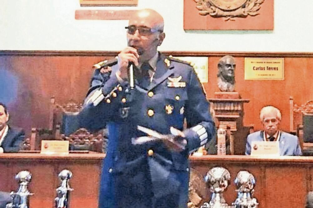El general Eduardo León Trauwitz asegura que los últimos meses han sido de angustia para él, debido a que se le investiga por posible robo de hidrocarburos / ARCHIVO EL UNIVERSAL