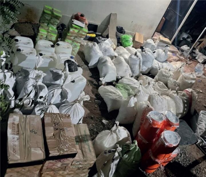 Ejército asegura 5.8 toneladas de metanfetaminas en Sinaloa; el decomiso "más relevante" del actual gobierno