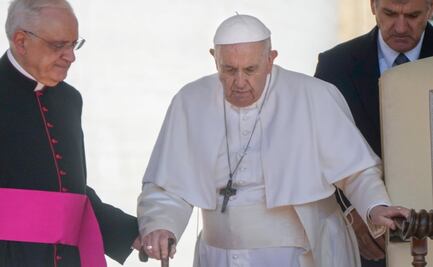 "Ya he firmado mi renuncia" en caso de impedimento médico: Papa Francisco 