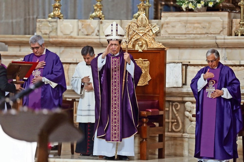 Al presidir la homilía dominical, Norberto Rivera deseó lo mejor a quien lo sucederá el 5 de febrero