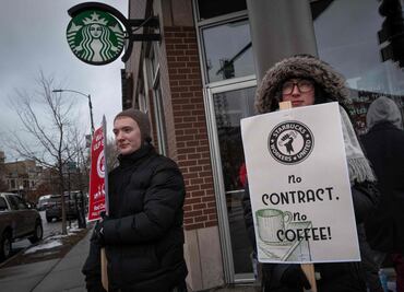 Huelga de Starbucks se extiende por quinto día; trabajadores luchan por derechos laborales y aumentos salariales