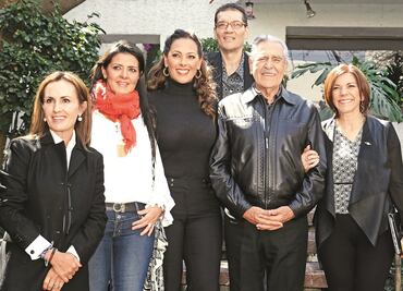 Kate del Castillo no da entrevista ni a su hermana