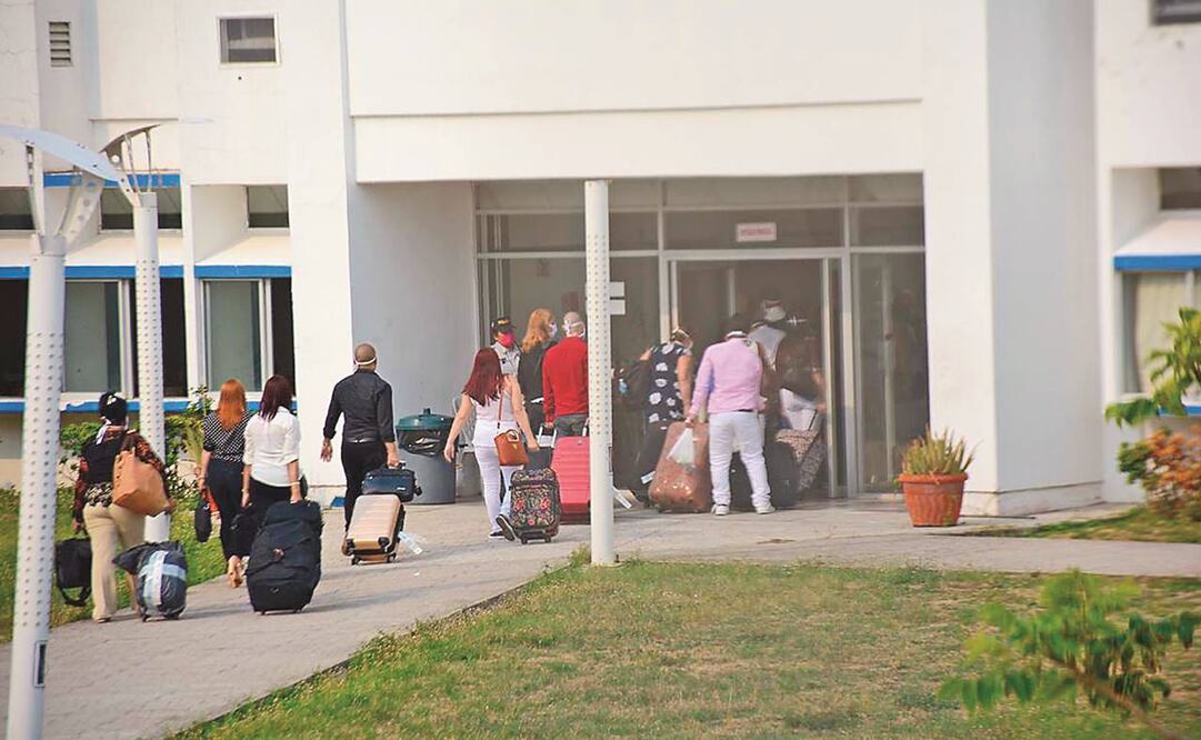 Darán 53 mil pesos al mes a médicos extranjeros