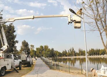 Se le fugan a la CFE 4 mmdp; adeudan alumbrado público