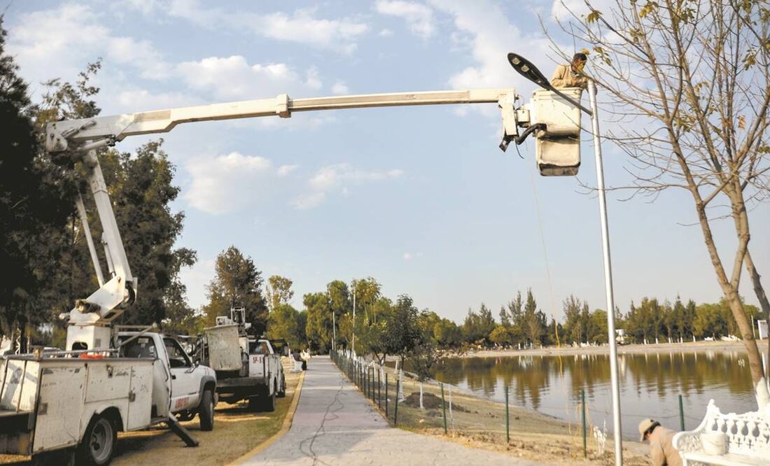 El servicio de alumbrado público es prestado por 2.5 mil autoridades municipales y se calcula que operan 10 millones de sistemas. Foto: Archivo/ El Universal.