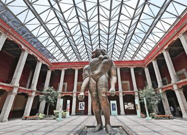 Cuevas, a través de la mirada de 11 amigos