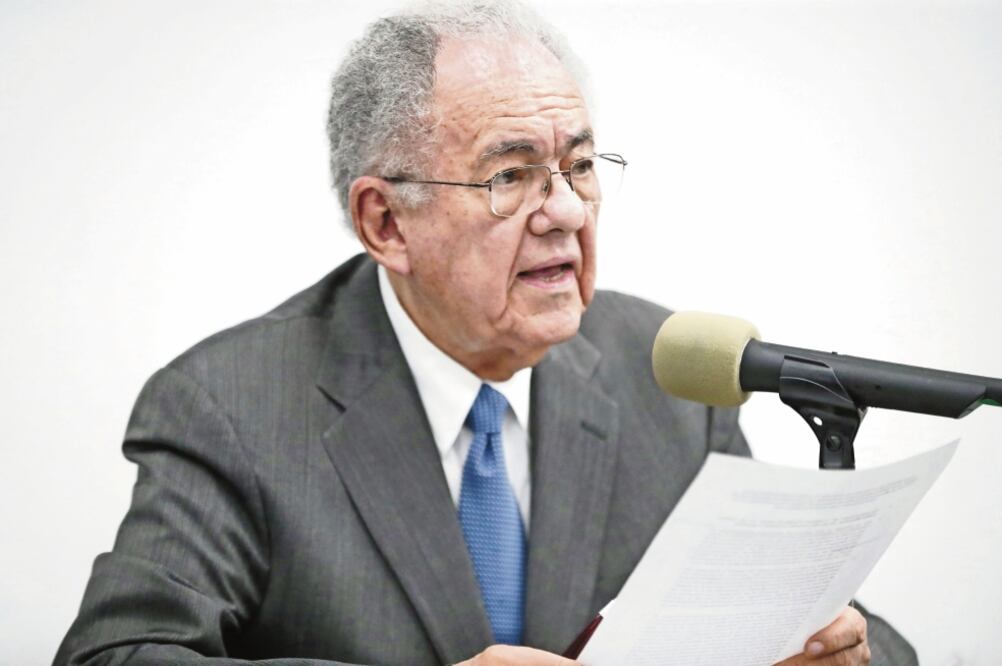 El secretario de Comunicaciones y Transportes, Javier Jiménez Espriú, seña ló que la encuesta está relacionada con el impacto ambiental de las obras. Foto: ARCHIVO. EL UNIVERSAL