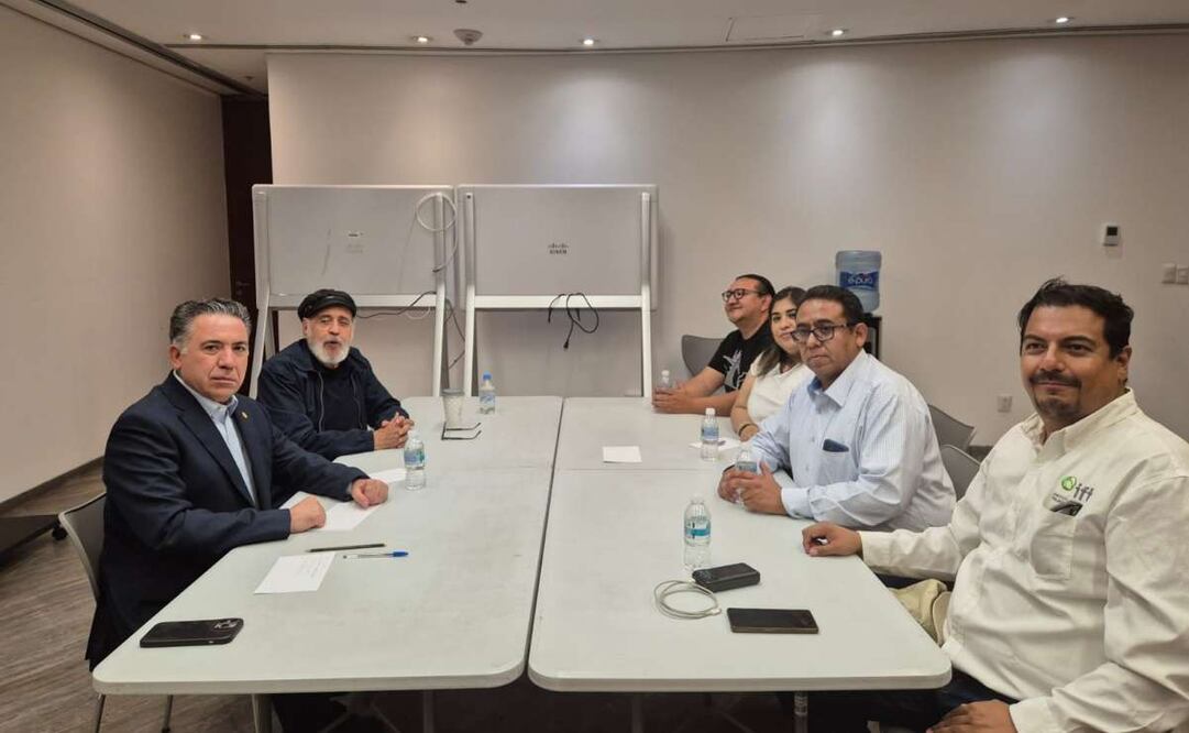 Trabajadores del IFT se reúnen con Comisión de Radio y Televisión y Estudios Legislativos del Senado. Foto: Especial