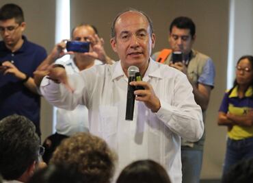 Supera las 14 mil firmas petición para cancelar acto de Calderón en Tec de Monterrey