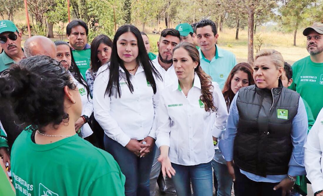 La aspirante ecologista al Gobierno de la CDMX recorrió, junto con simpatizantes, la zona protegida del Cerro de la Estrella, en Iztapalapa. (ESPECIAL)