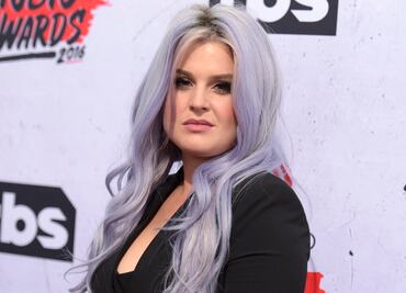Examante de Ozzy Osbourne demanda a Kelly Osbourne