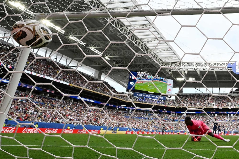 El partido entre Francia e Inglaterra por el tercer lugar, el sábado, en Miami. FOTO: CHANDAN KHANNA. AFP