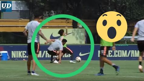 El golpe de Bruno Valdez a Diego Lainez en el entrenamiento