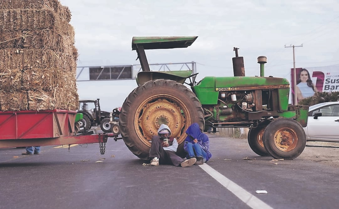 Productores y transportistas han realizado bloqueos para exigir mejores precios a sus productos y mayor seguridad. ARCHIVO EL UNIVERSAL