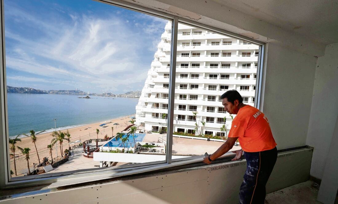 Gracias a la reconstrucción, Acapulco contará en temporada vacacional de este invierno con una oferta de 127 hoteles y 4 mil 500 habitaciones. Foto: Diego Simón / EL UNIVERSAL