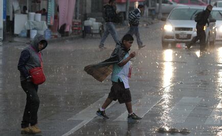 Activan alerta amarilla por lluvias fuertes en 8 delegaciones de CDMX
