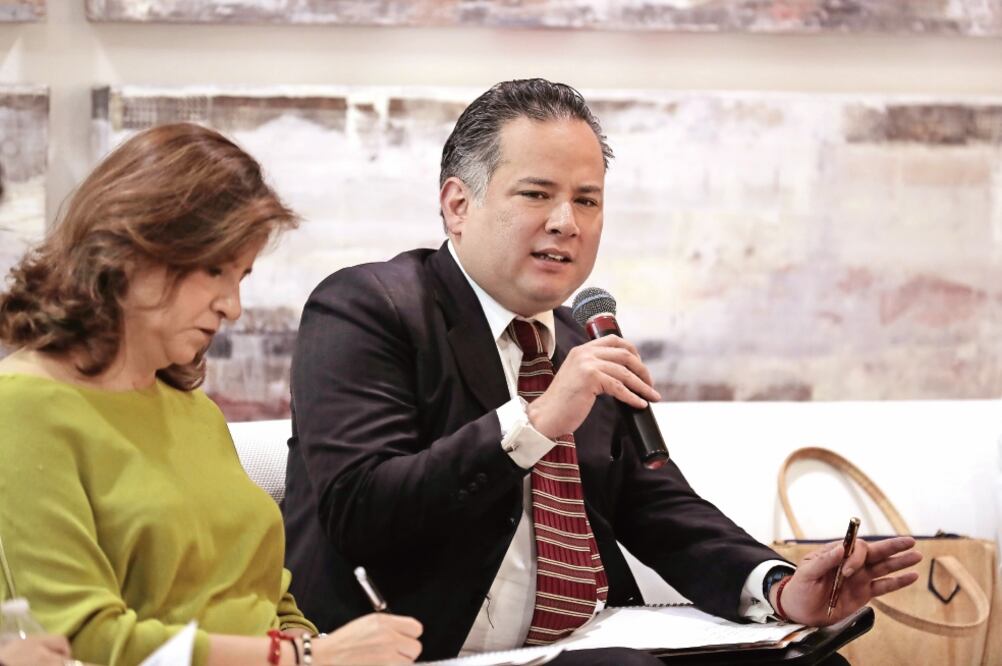 El titular de la FEPADE, Santiago Nieto, informó que recibieron el expediente Eva Cadena por parte de la Fiscalía de Veracruz (ALEJANDRO ACOSTA. EL UNIVERSAL)