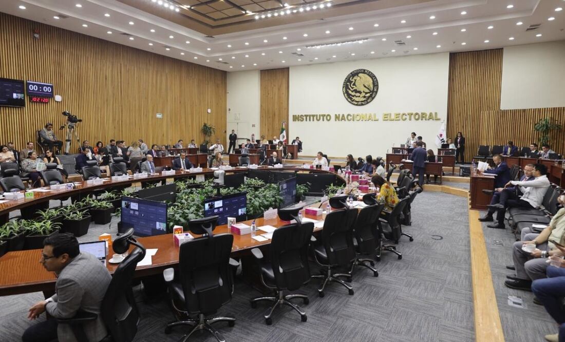 INE arranca este jueves auditoria a partidos políticos por deber impuestos. Foto: INE